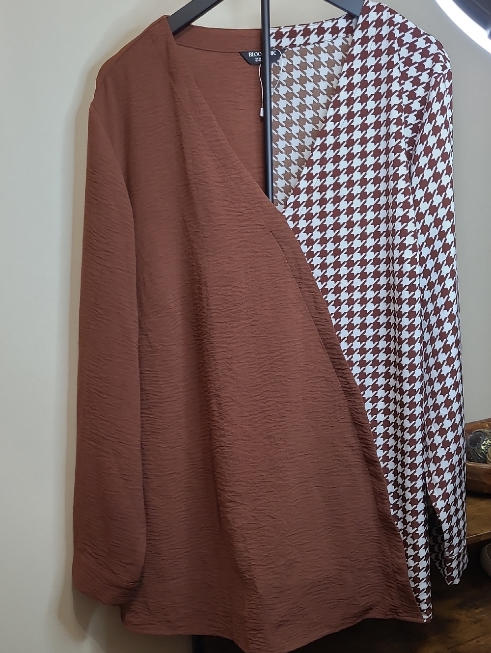 BloomChic Brown & White Houndstooth Two-Tone Blouse size 26